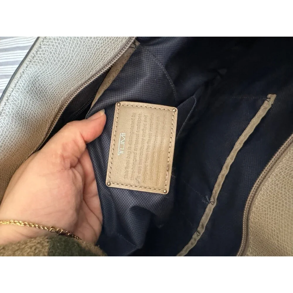 TUMI Tote Bag - Picture 12 of 12